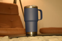 Becher Navy (20oz)